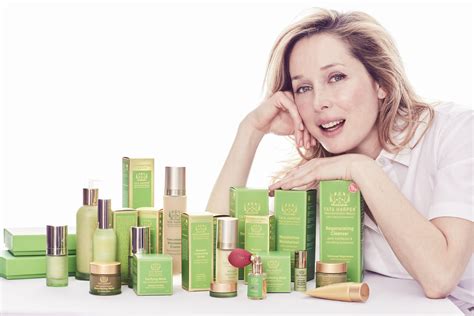 Tataharper. TATA HARPER 100% Natural & Nontoxic Next Generation Beauty Luxurious and world-class 100% Natural & Nontoxic Skincare & Wellness products for enhanced health, vitality and beauty. ... 