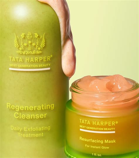 Tataharperskincare. Tata Harper, the pioneer of high-end organic products at Oh My Cream. Since its creation in 2010, the little green bottles Tata Harper green bottles are now well known and represent the new generation of organic and cutting edge beauty products. Made of 100% natural active ingredients, the products in the range are … 