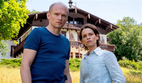 Tatort_ borowski mediathek.  Tod durch Herzinfarkt, diagnostiziert Dr.  F...