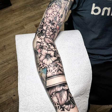 Tattoo filler sleeve. Mar 11, 2022 ... 164 Likes, TikTok video from Crown and Feather Tattoo Co. (@crownandfeathertattoo): “filler ideas american traditional sleeve in progress ... 