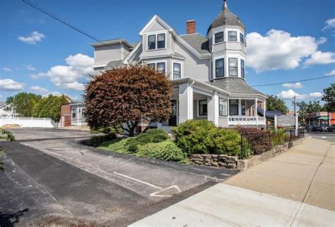 Taunton Ave, East Providence RI 02914 Homemetry property …