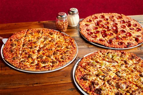 Tavern style pizza near me. Take-out pizza from locations like Pizza Hut and Dominoes can be left out unrefrigerated for up to 24 hours. Pizza tends to become dry and hard when it sits at room temperature for... 