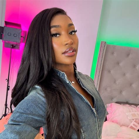 Tavi Larai Onlyfans Leak
