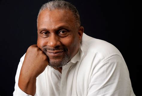 Tavis. 'Tavis Smiley' is the flagship program for KBLA, America's newest progressive radio network and LA's first Black-owned talk station. Broadcast live across southern California on 1580AM and around the world on KBLA1580.com and TuneIn, this podcast presents the best of Tavis Smiley's conversations with activists, influencers, thought leaders, and cultural vanguards. 