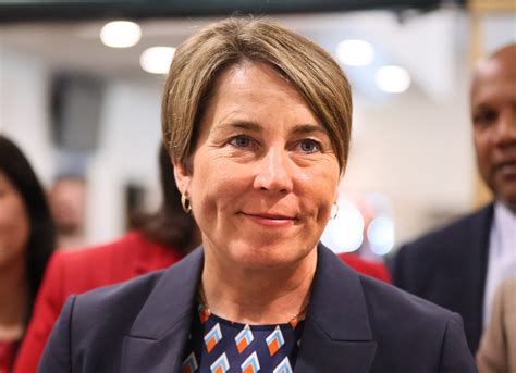 Tax cuts required to compete, Healey says in urging lawmakers to take up her plan