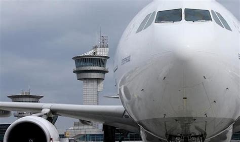 Tayland’da uçağın tahliye kaydırağını açan Kanadalı yolcu gözaltına alındı