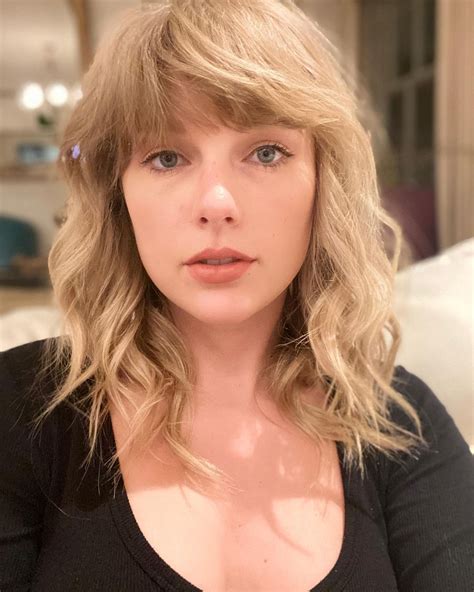 Taylor  Instagram Kaohsiung