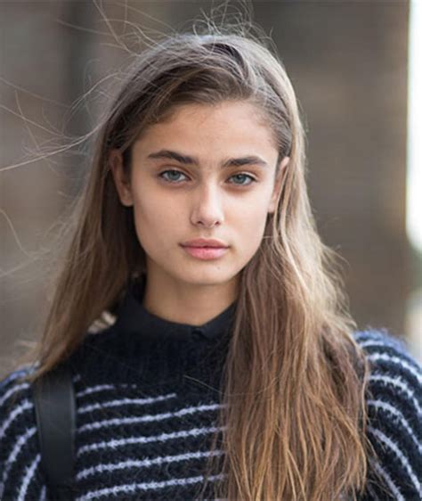Taylor Hill Messenger Istanbul