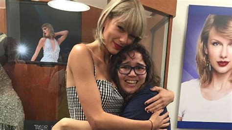 Taylor Swift Surprises Fans With