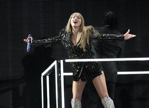 Taylor Swift announces October release of ‘1989 (Taylor’s Version)’ at Eras Tour show in Los Angeles