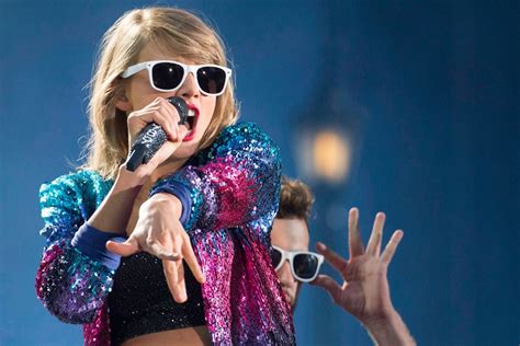 Taylor Swift cost breakdown: Thrilled fans to start saving, but say cost of Toronto trip is worth it