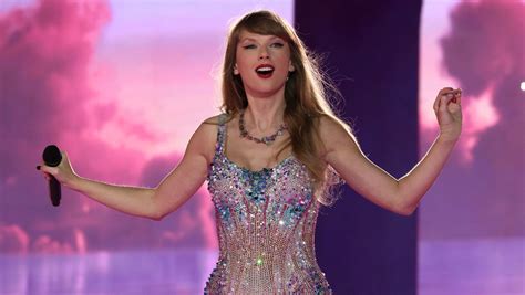 Taylor Swift fans made a mysterious book a best-seller. Then they found out what it really is.