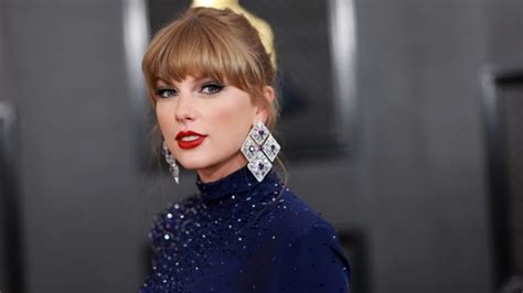 Taylor Swift helps drive UK vinyl sales to highest level since 1990