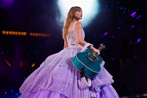 Taylor Swift rocks pyro-packed performance on Eras Tour at Levi's Stadium