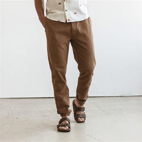 Taylor stitch apres pant. Indulgently comfy men’s lounge pants that look exceptionally put-together. 