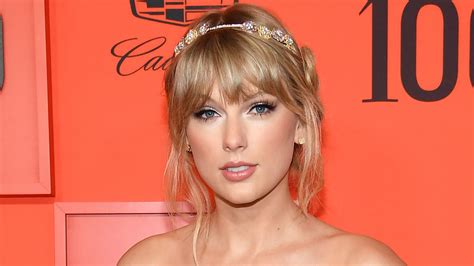 Get/Stream Taylor Swift - August (Lyrics): https://store.taylorswift.com ️ Taylor Swift Instagram: http://www.instagram.com/taylorswift Facebook: http://www.... 