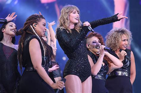 Taylor swift concert toronto. “The Eras Tour” launched in March 2023 and is scheduled to run through 2024 with the six Toronto performances serving as the current finale for Taylor Swift’s massive, record-smashing live ... 