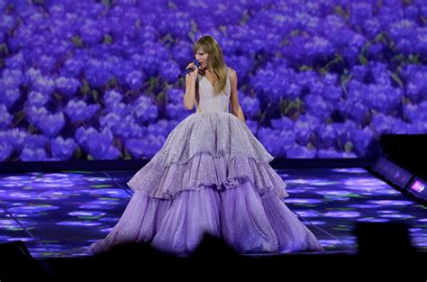 Taylor swift denver tour. Two brides-to-be outside Boston say a Taylor Swift concert next spring has them feeling anything but a “Love Story” with their respective hotels. Two brides-to-be outside Boston sa... 