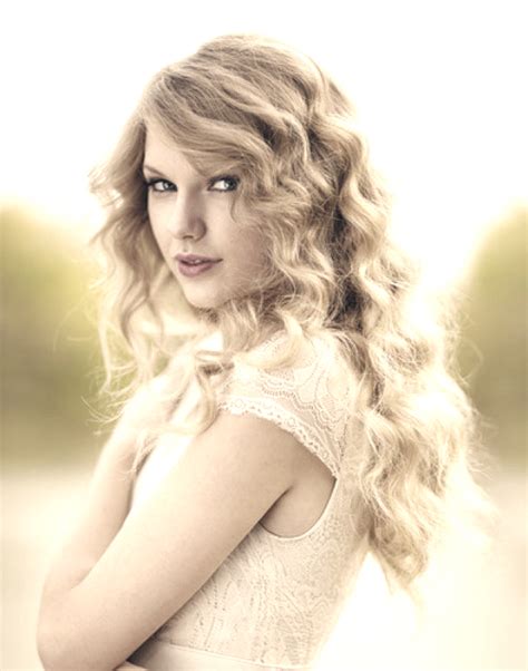 Taylor Swift - Fan Page. 2,037 likes · 1 talking about this. Follow us on Twitter: @TaylorSwiftFP13 Created on: 07/03/2011 :)