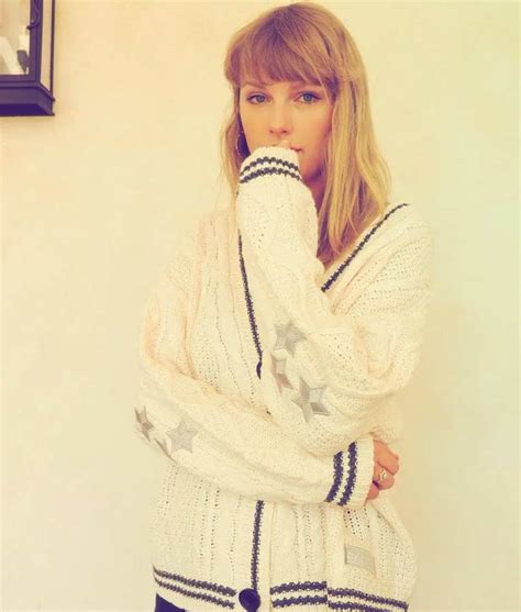 Taylor swift folklore sweater. 5. Cozy Cabled Sweater. Much in the same way as the Aidez Fitted Cardigan above, this pattern only needs a few small embellishes to be nearly indistinguishable from the Taylor Swift knit sweater. However, this pattern is better for those who are a little less comfortable altering a pattern, as it already includes buttons and buttonholes. 