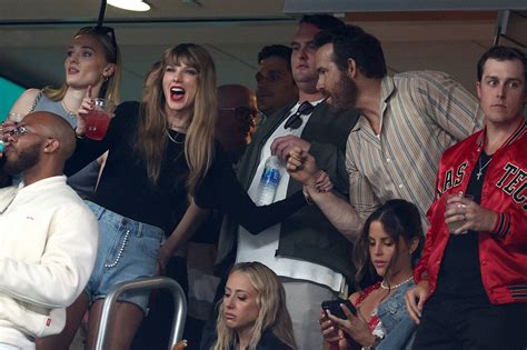 Taylor swift game. Jan 22, 2024 · Taylor Swift attended her 11th Kansas City Chiefs game on Jan. 21 to support boyfriend Travis Kelce as his team faced off against the Buffalo Bills in a playoff game, and he was sure to show her ... 