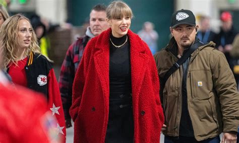 Taylor swift green bay. Things To Know About Taylor swift green bay. 