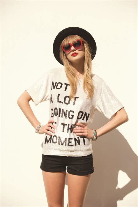 Taylor swift white t shirt. This DIY Taylor Swift Lyrics T-shirt is an incredibly easy and effective way of pimping up a simple white t-shirt. Abbi and I have become obsessed with designing our own t-shirts. It started a few years ago when we made t-shirts as party gifts for Abbi’s friends (a few of which Ive documented through the blog). 