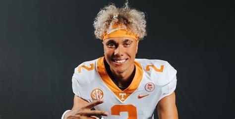 BLOOMINGTON, Ind. – Quarterback Tayven Jackson entered the transfer portal on Friday after one season at Tennessee. There appears to be mutual interest …. 