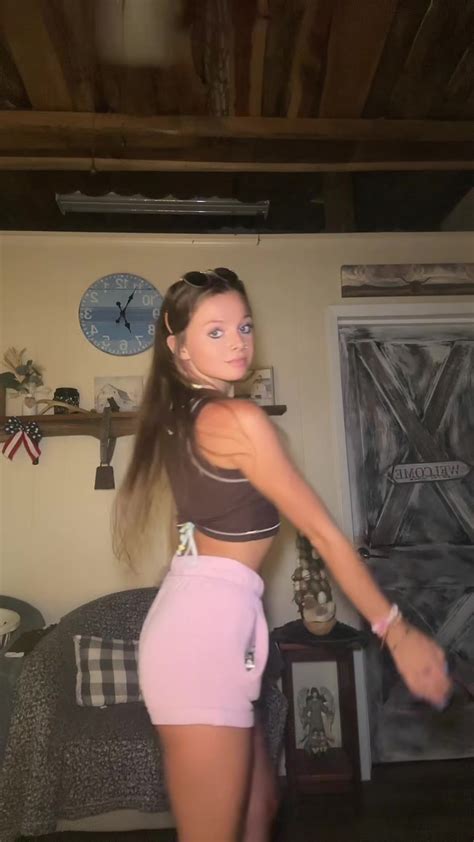 Tbb_Xo Onlyfans Leak 😈 [PPV]