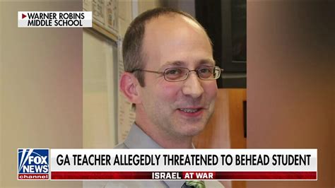 Teacher arrested after allegedly threatening Muslim student