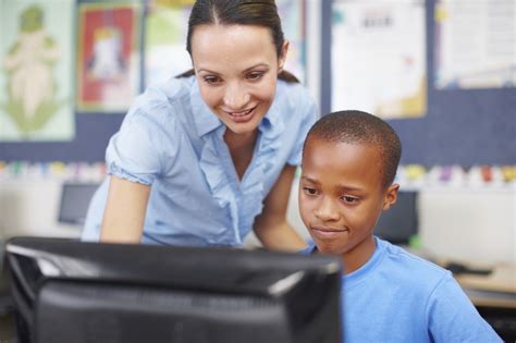 Teachers and technology. BuiltIn reports that 92 percent of teachers understand the impact of technology in education. According to Project Tomorrow, 59 percent of middle school students say digital educational tools have helped them with their grades and test scores. 
