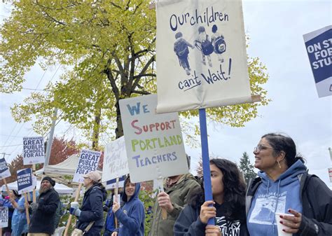 Teachers in Portland, Oregon, strike for a 4th day amid impasse with school district