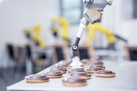 Teaching Robots to Make Pizza Could Make Them Smarter
