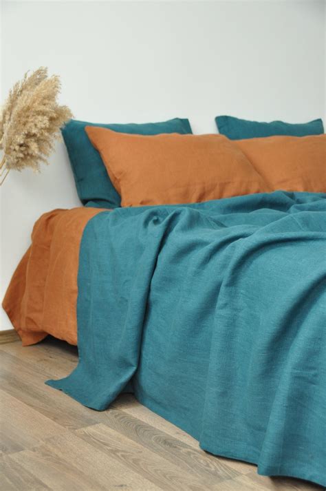 Teal coverlet – True Things