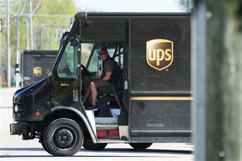 Teamsters hold off on strike after UPS counteroffer