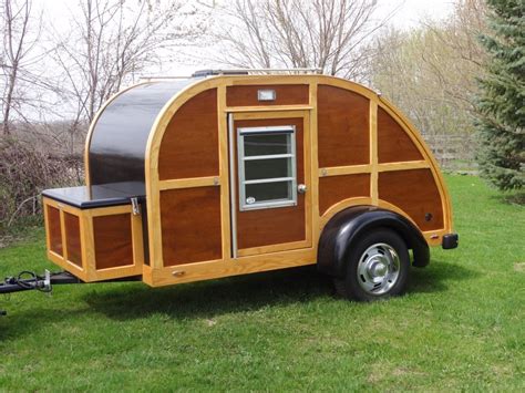 Teardrop campers near me. Photo: Big Woody Teardrop Campers. At Big Woody you’ll find fully built campers, teardrop kits and plans to make your own. Their plans are affordable and the … 