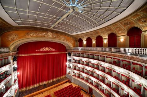 Teatro di varietà a livorno tra il 1880 e il 1914. - All about horses homeschooling journal horse lovers handbook the perfect method for homeschooling horse.