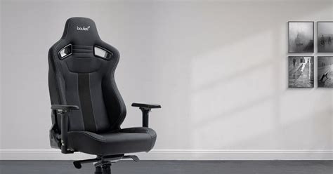 Tech review: Boulies Elite Max Gaming Chair is built for large people, like me