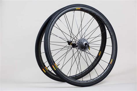 Technical FAQ: Mavic tubeless tires, 12-speed chain on 11-speed group