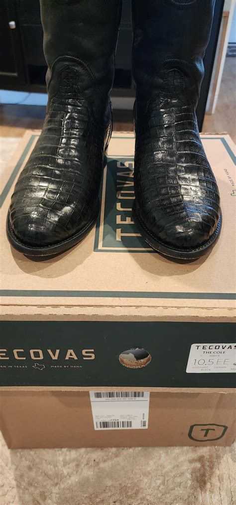 Tecovas returns. Add to Cart - $65. or 4 interest-free payments of $16.25 with. Handcrafted from authentic, quick-to-patina goat leather, our Billfold features a bi-fold design and ample room for your cards, cash, and identification. Hand-stitching and debossed Tecovas logos on the inside and out add refined style to the durability of folded-edge construction ... 