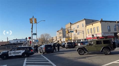 Teen, 17, fatally shot in Newark: officials PIX11