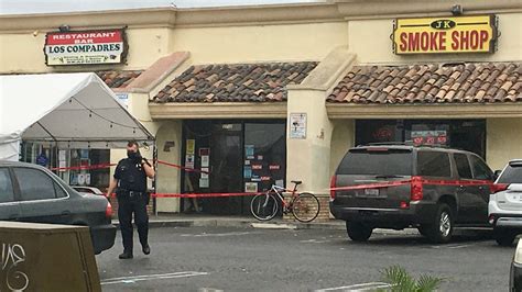 Teen hospitalized after shooting at Oxnard shopping mall