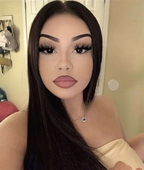 Teen nackt latina.  Cringe & Find Sexy Latinas GIFs that make your conversations more posi...