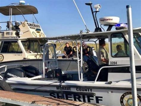 Teen sustains 'major injuries' in boat crash on Colorado River, Sheriff's Department says