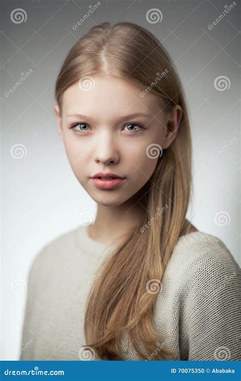 Teen very very video. .  ...