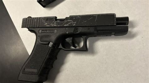 Teens cited in replica gun incident at Mountain View Safeway