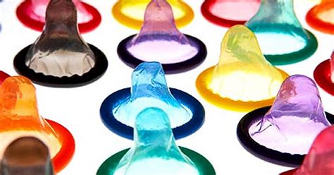 Teens invent color-changing condoms to warn of STDs - CBS News