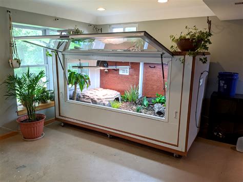 Tegu enclosure ideas. Tegu Minimum requirements. Please let me know if there's something I'm missing. Dimensions: 8x4x2 feet. Heat source (most likely Radiant Heat Panel). Temperatures around 65-125F (sources vary, but in general should be around 75-90F during day, 65-85F during night, 100-125F for hot spot.) 
