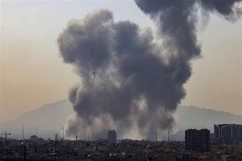 Tehran authorities call for developing a atomic explosive
