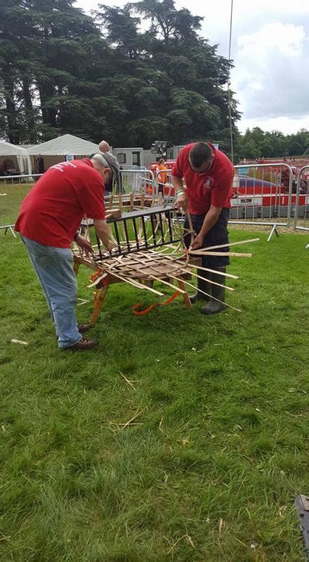 Teifi Coracle Netsman